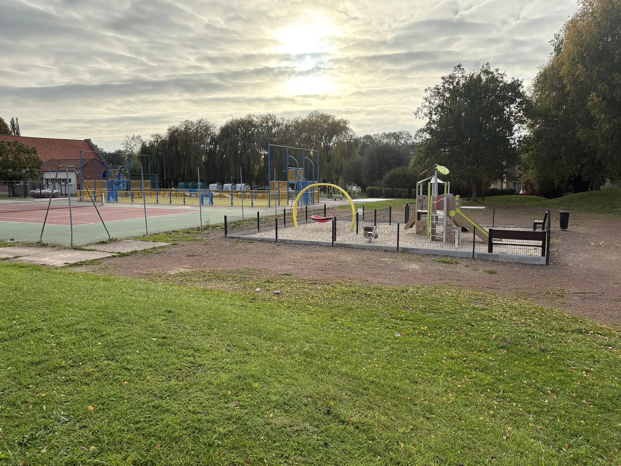 Aménagement aire de jeux à Mouflers (80)